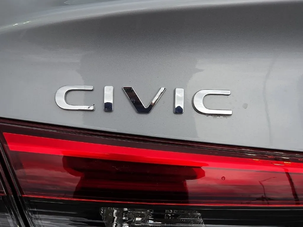 Honda Civic photo 11