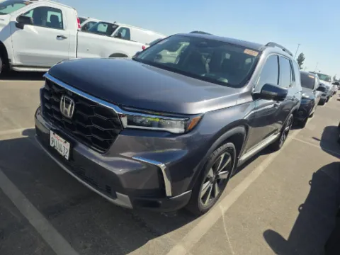 More photos of 2023 Honda Pilot Elite at RightDrive - 6930 Alameda, TX