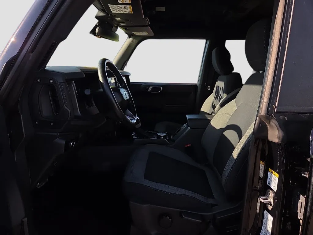 Ford Bronco photo 19