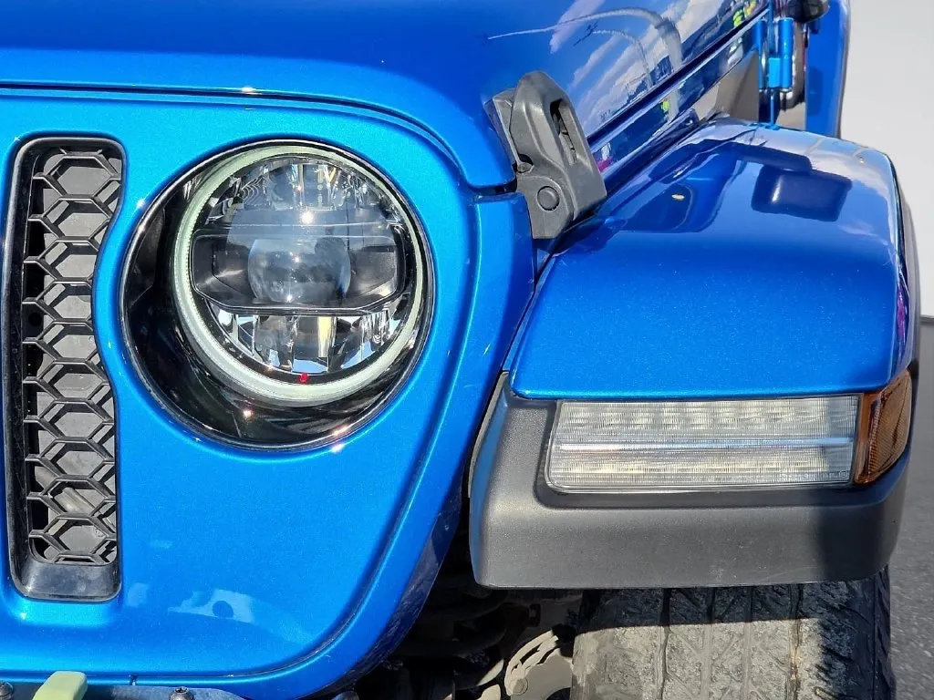 Jeep Gladiator photo 8