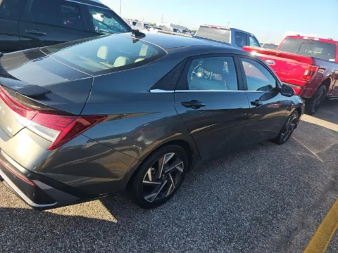 More photos of 2024 Hyundai Elantra Hybrid Limited at RightDrive - 6930 Alameda, TX