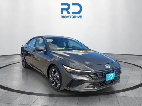 Gray 2024 Hyundai Elantra Hybrid Limited for sale in El Paso, TX