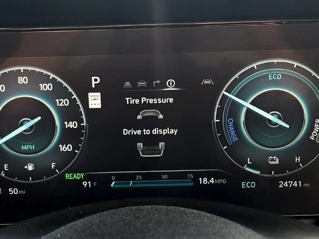 Hyundai Elantra photo 23