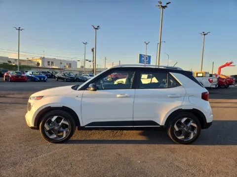 More photos of 2025 Hyundai Venue Limited at RightDrive - 6930 Alameda, TX