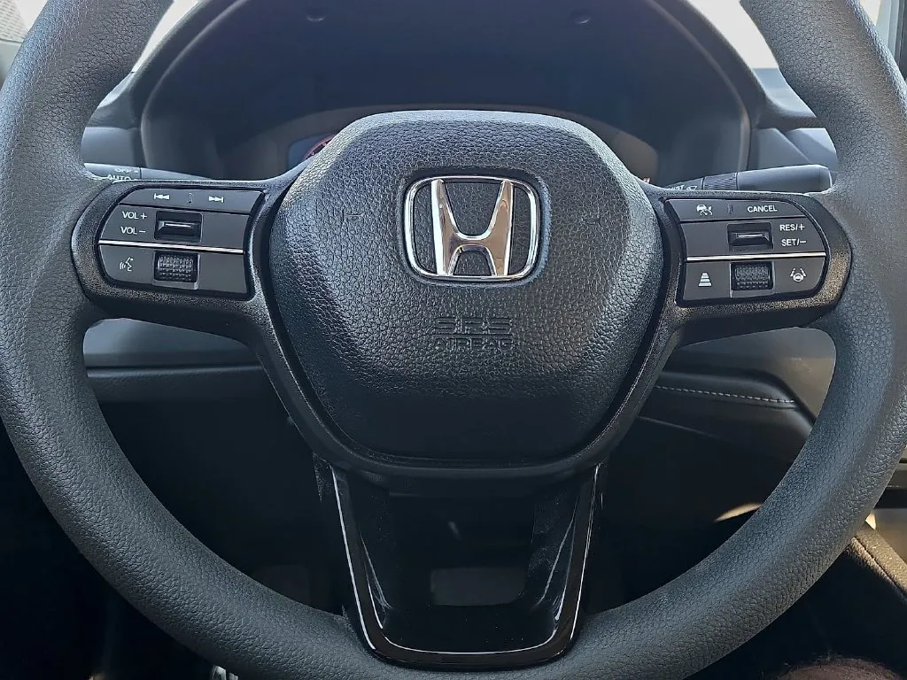 Honda Accord photo 24