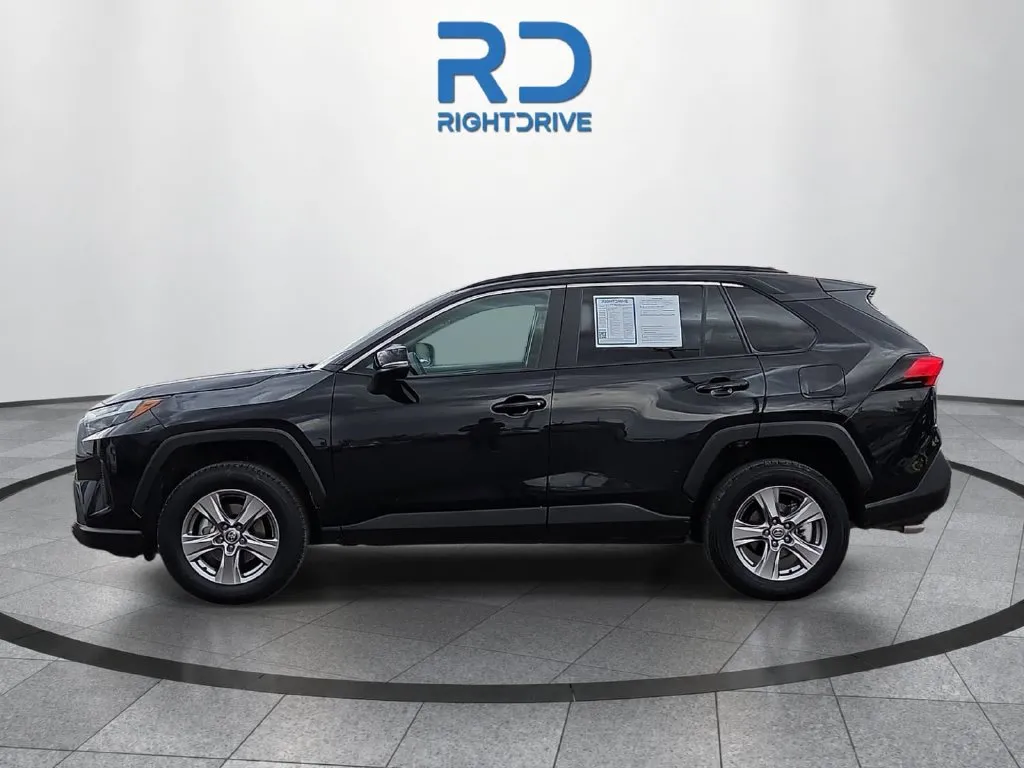 Toyota RAV4 photo 5