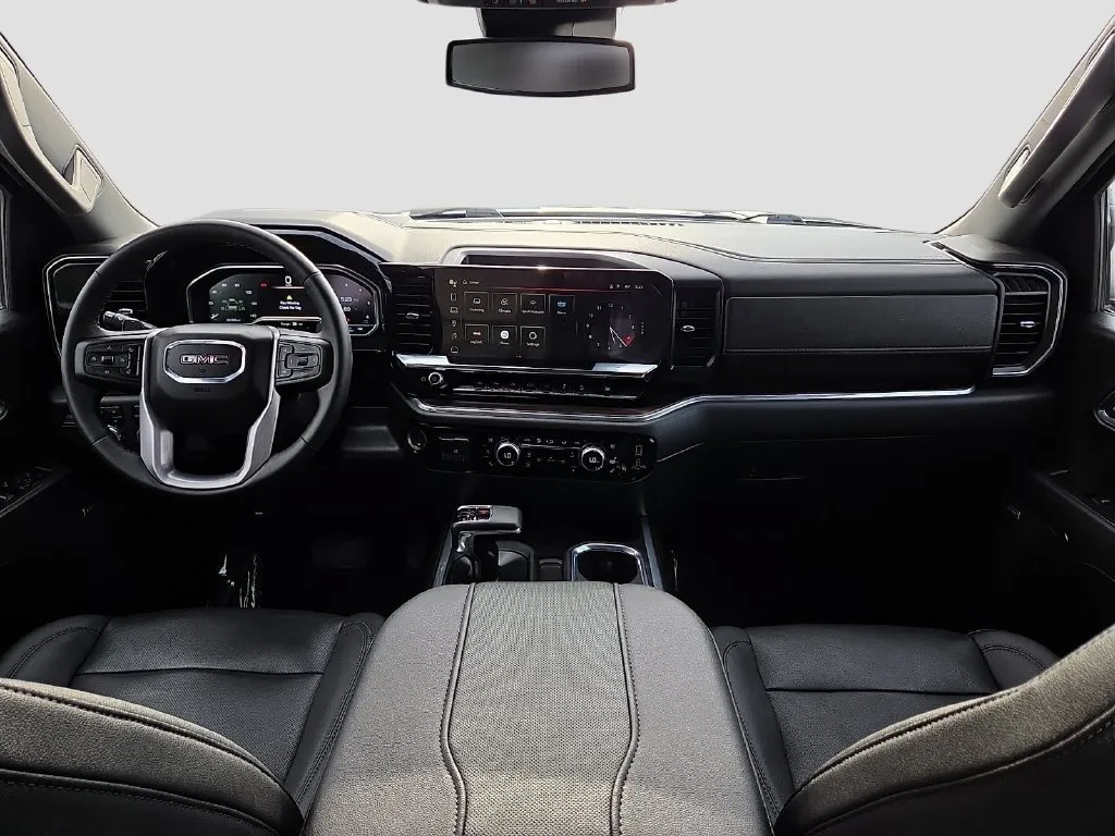 GMC Sierra photo 15