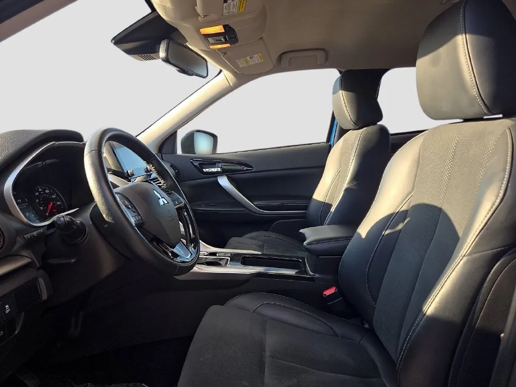 Mitsubishi Eclipse Cross photo 16