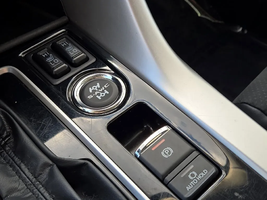Mitsubishi Eclipse Cross photo 21