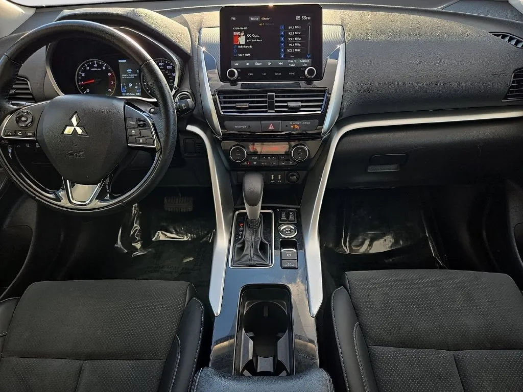 Mitsubishi Eclipse Cross photo 13