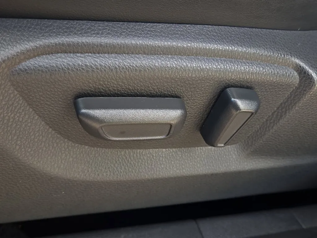 Mitsubishi Eclipse Cross photo 18