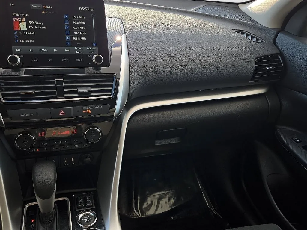 Mitsubishi Eclipse Cross photo 15