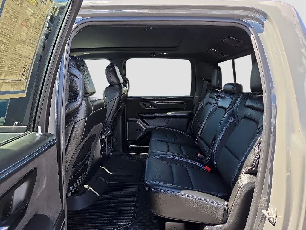Ram 1500 photo 14