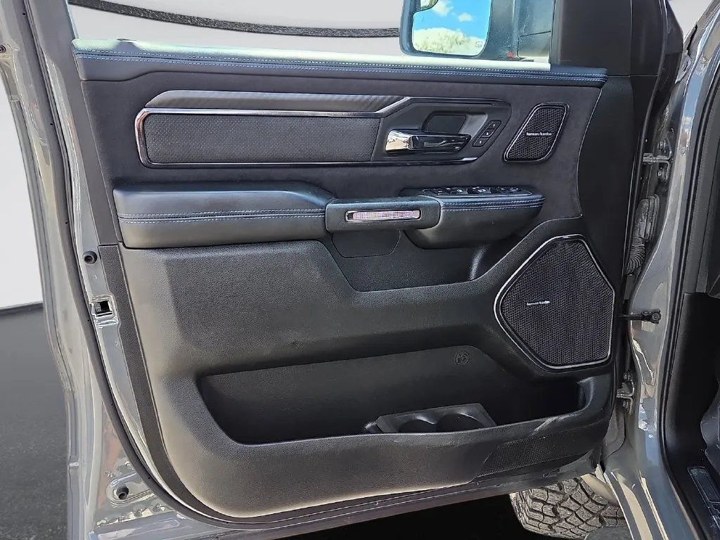 Ram 1500 photo 16