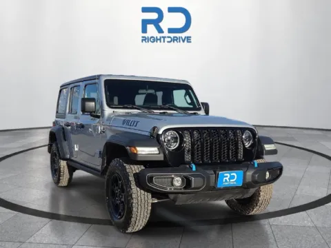 Silver 2023 Jeep Wrangler Willys 4xe for sale in El Paso, TX
