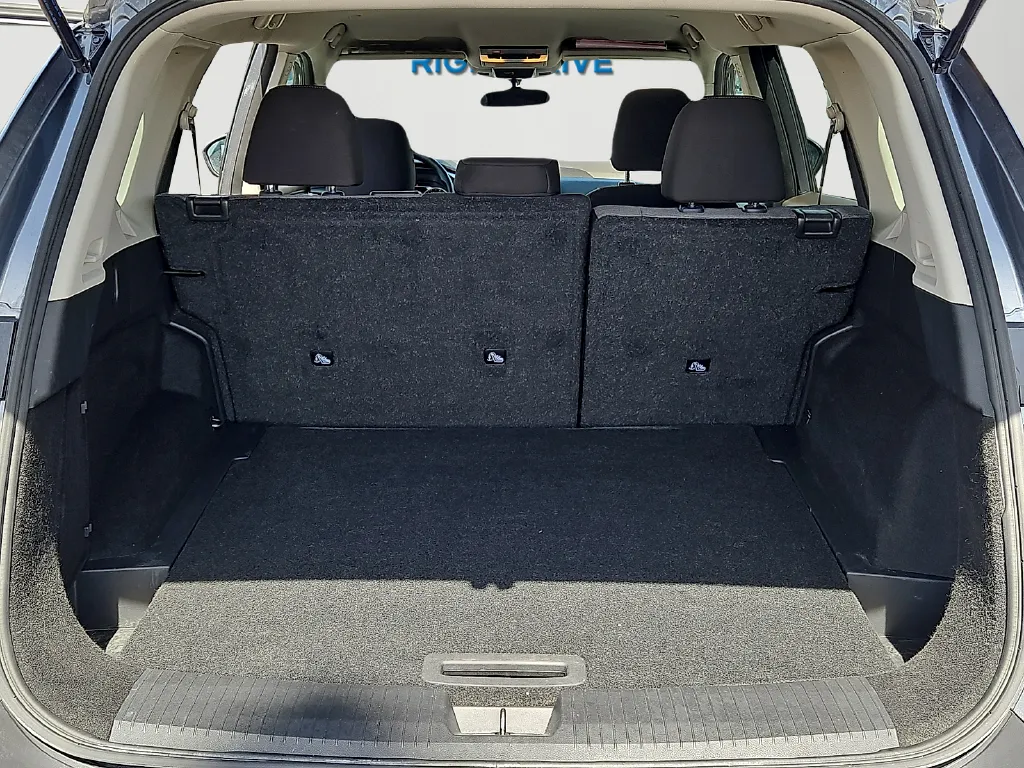 Nissan Rogue photo 10