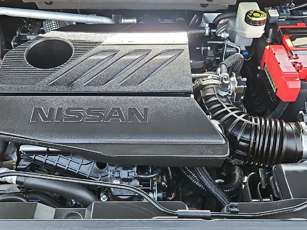 Nissan Rogue photo 8