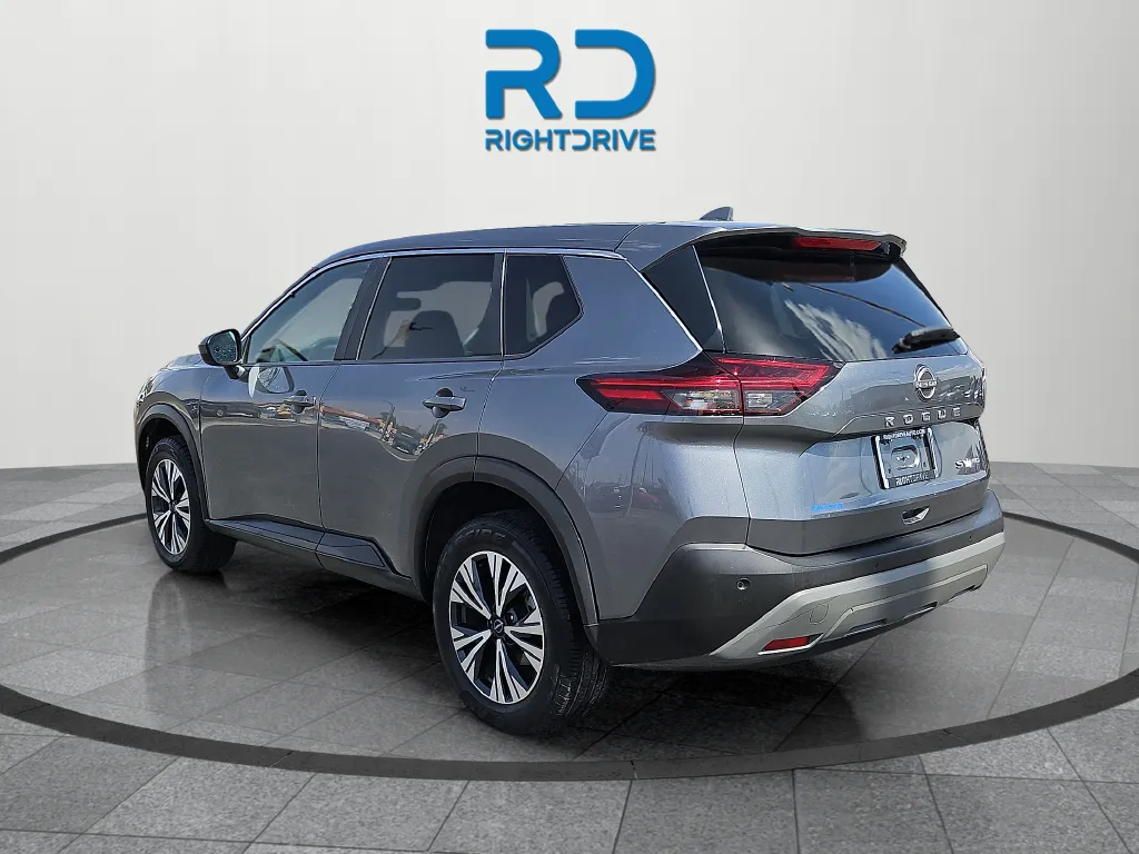 Nissan Rogue photo 5