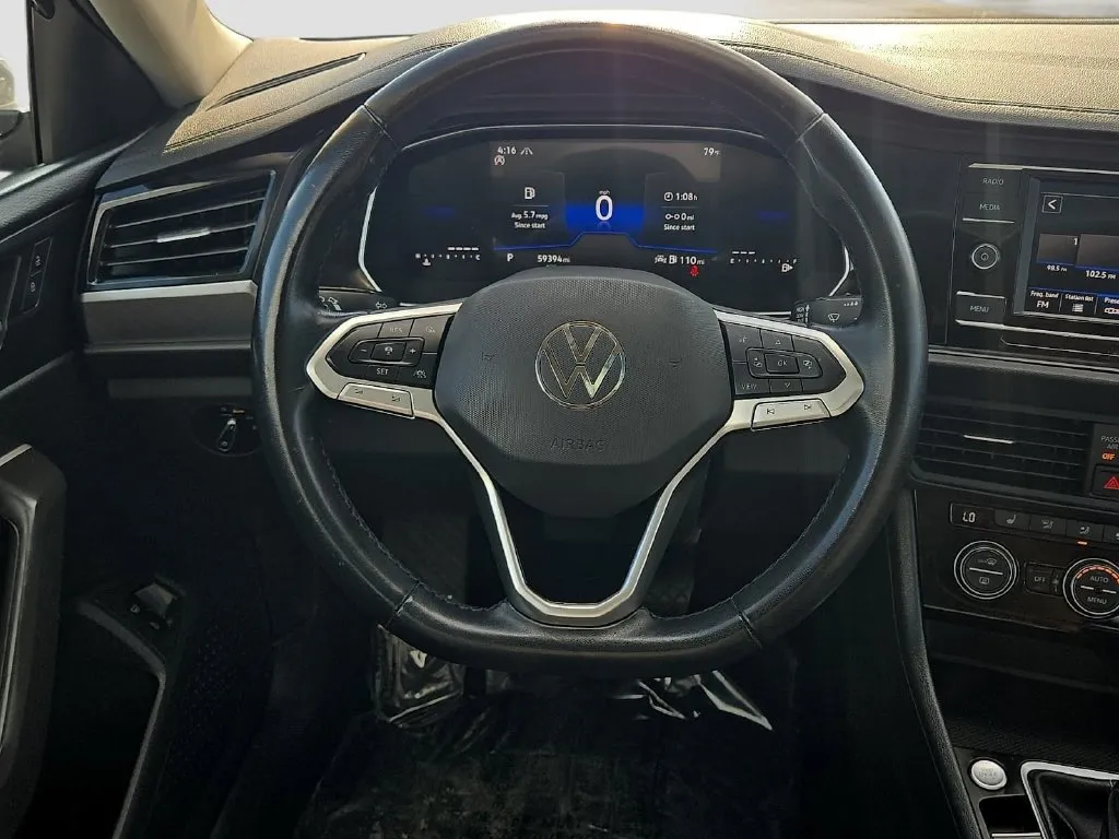 Volkswagen Jetta photo 13