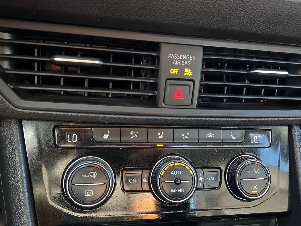 Volkswagen Jetta photo 20
