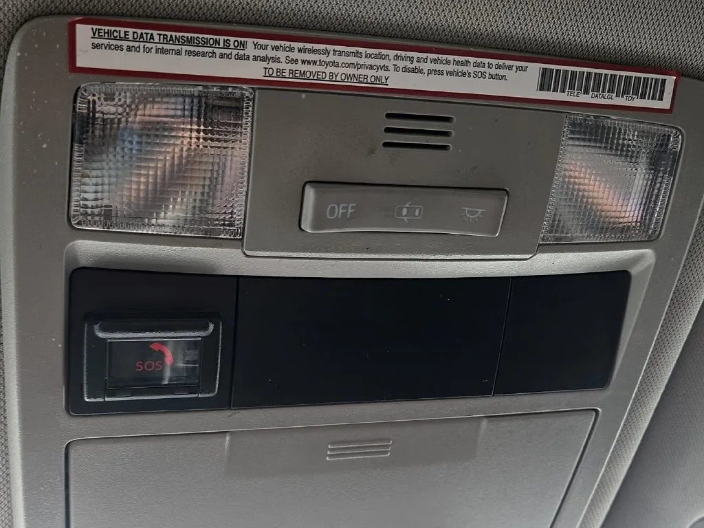 Toyota Tacoma photo 19
