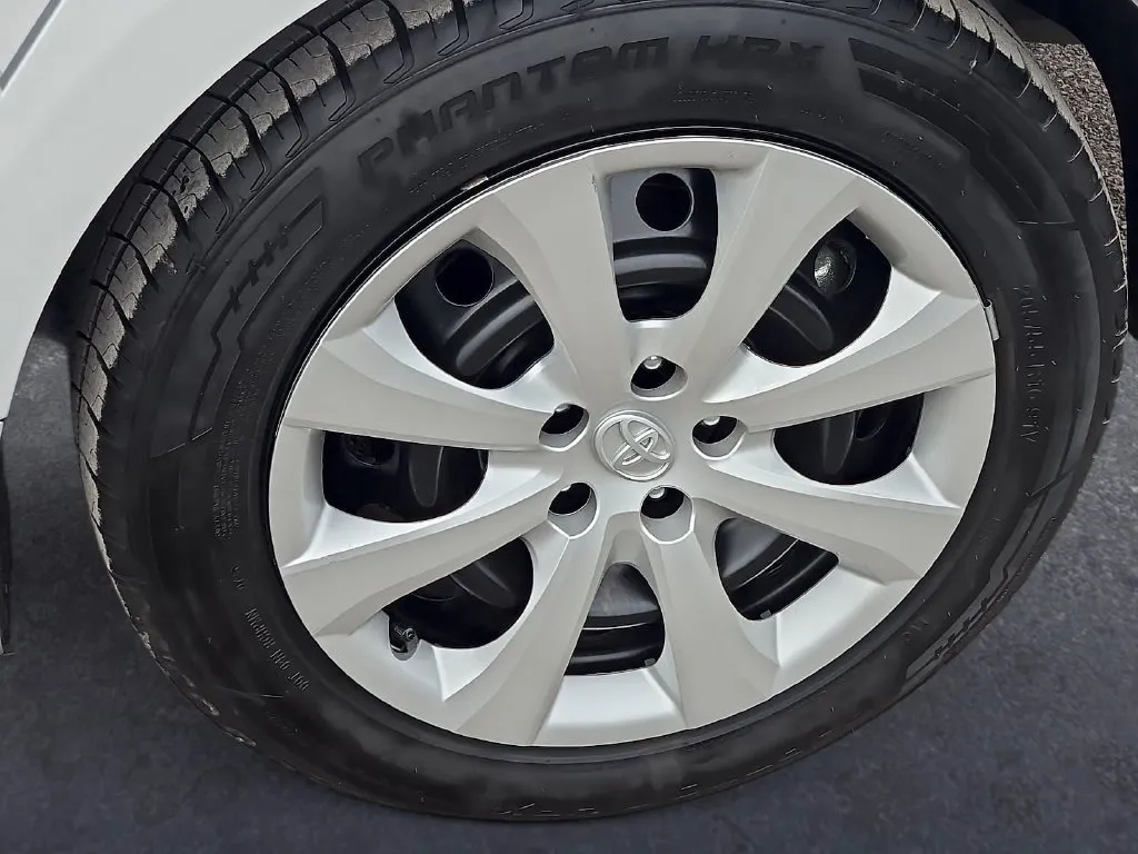 Toyota Corolla photo 8