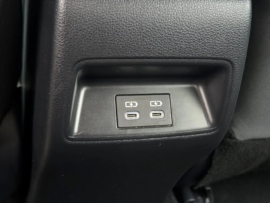 Toyota Corolla photo 12