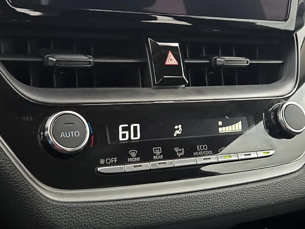 Toyota Corolla photo 19