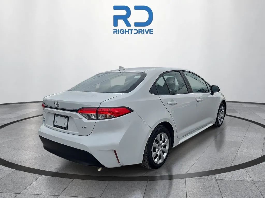 Toyota Corolla photo 3