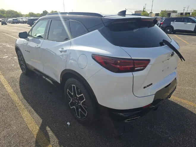 Chevrolet Blazer photo 5