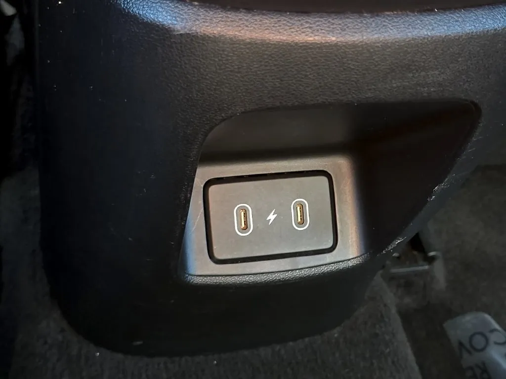 Hyundai Elantra photo 12