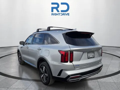 More photos of 2022 Kia Sorento EX at RightDrive - 6930 Alameda, TX