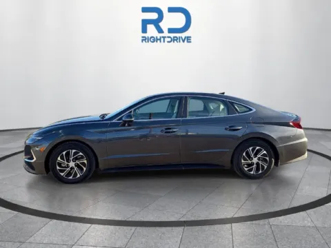More photos of 2023 Hyundai Sonata Hybrid Blue at RightDrive - 6930 Alameda, TX