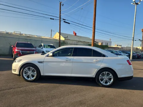 More photos of 2015 Ford Taurus SEL at RightDrive - 6930 Alameda, TX