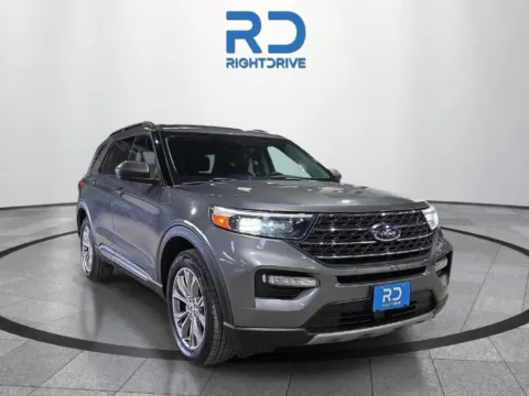 Gray 2023 Ford Explorer XLT for sale in El Paso, TX