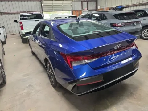 More photos of 2025 Hyundai Elantra SEL Convenience at RightDrive - 6930 Alameda, TX