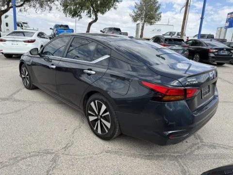 More photos of 2021 Nissan Altima 2.5 SV at RightDrive - 6930 Alameda, TX