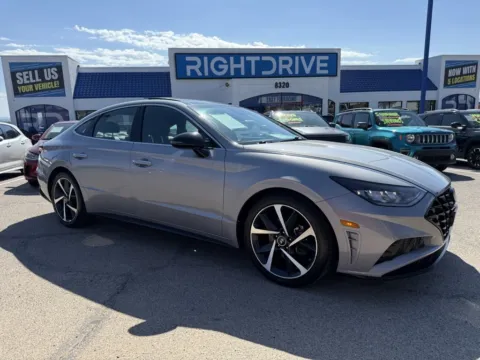 Silver 2023 Hyundai Sonata SEL Plus for sale in El Paso, TX