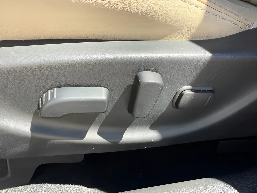 2022 Nissan Maxima Platinum - Photo 17