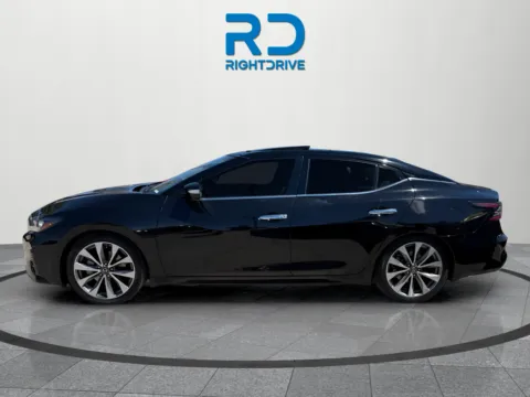 More photos of 2022 Nissan Maxima Platinum at RightDrive - 6930 Alameda, TX