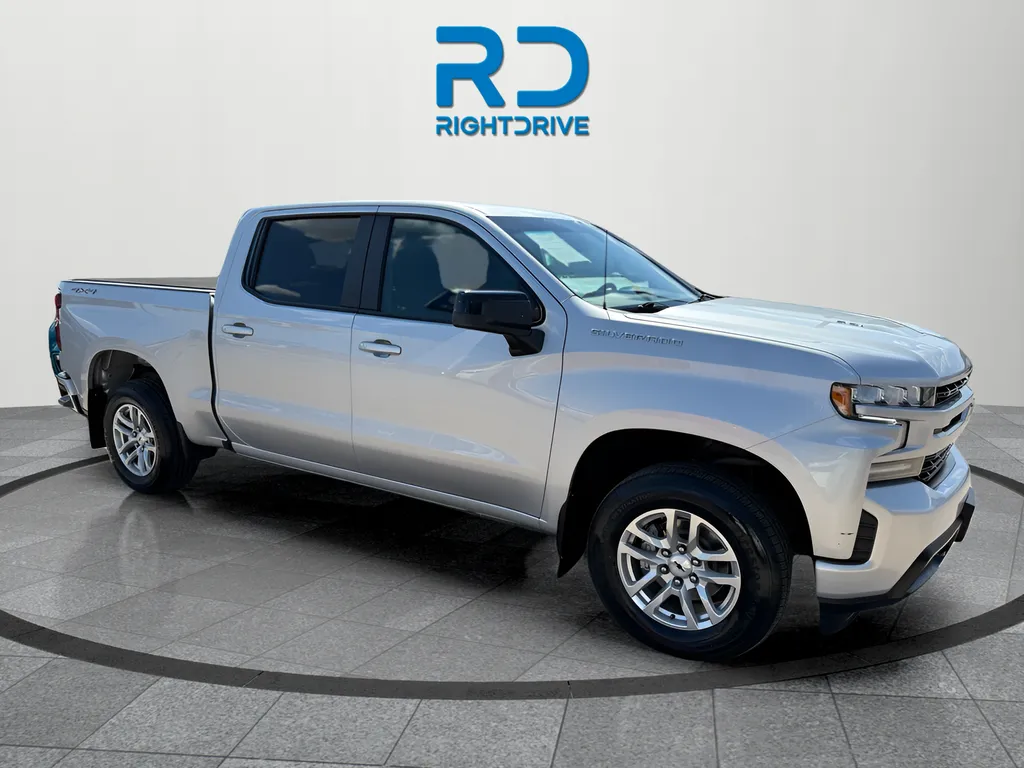 Silver 2021 Chevrolet Silverado 1500 RST for sale in El Paso, TX