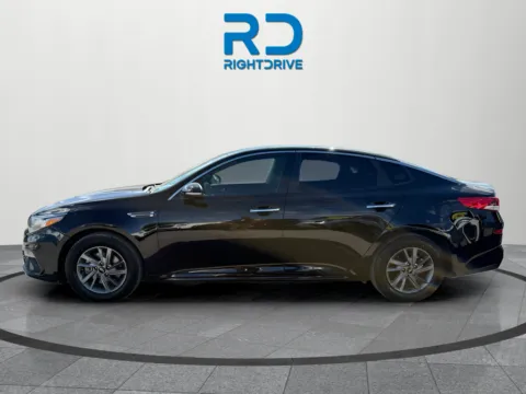More photos of 2020 Kia Optima LX at RightDrive - 6930 Alameda, TX