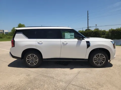 More photos of 2026 Nissan Armada SL at Fred Haas Nissan, TX