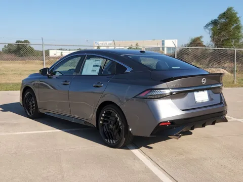 More photos of 2026 Nissan Sentra SR at Fred Haas Nissan, TX