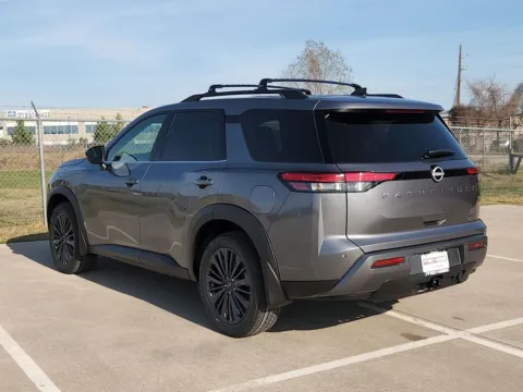 More photos of 2026 Nissan Pathfinder SL at Fred Haas Nissan, TX