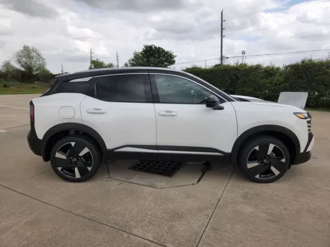 More photos of 2026 Nissan Kicks SR at Fred Haas Nissan, TX