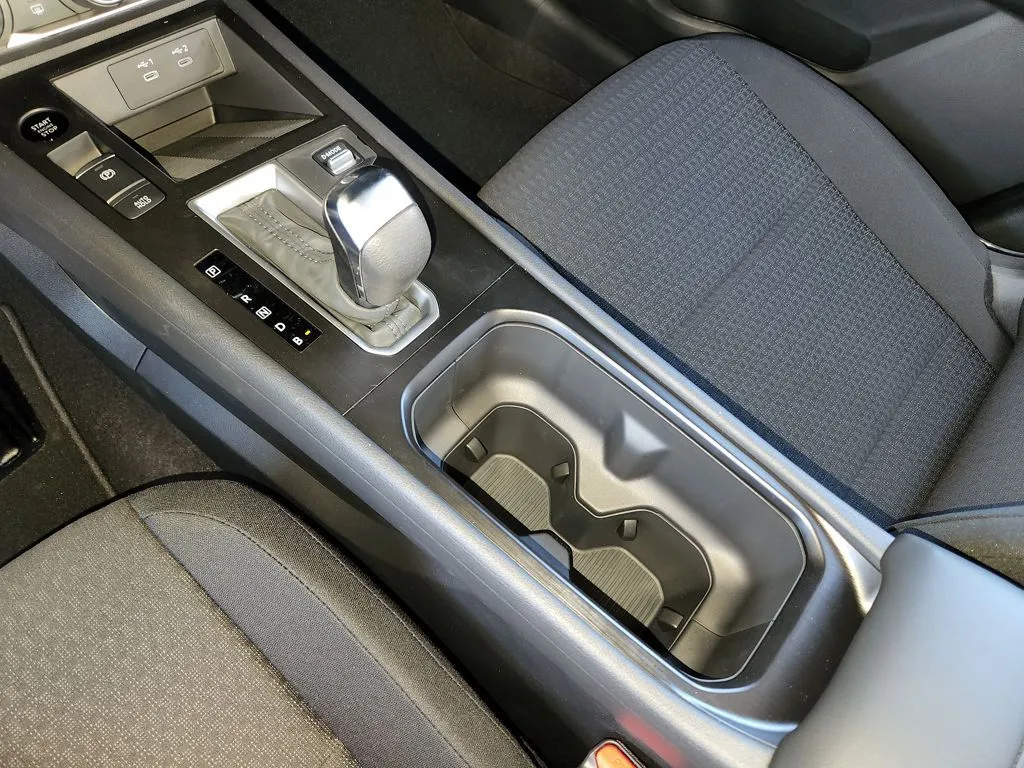 2026 Nissan KICKS S - Photo 17