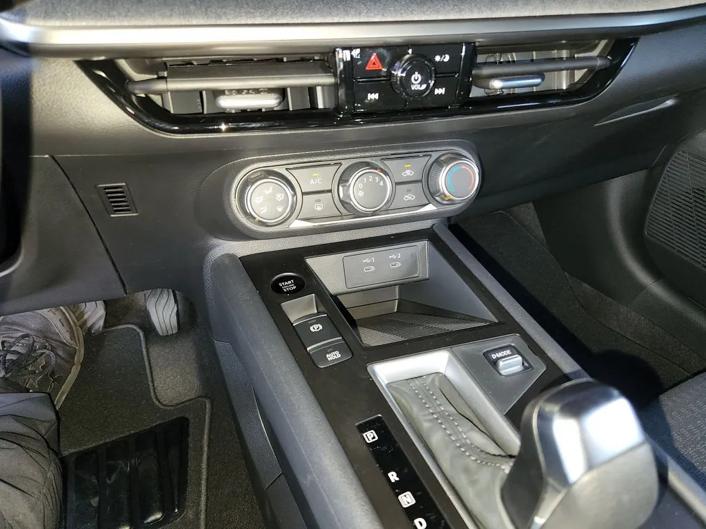 2026 Nissan KICKS S - Photo 16