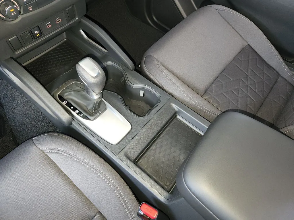 2026 Nissan Frontier SV - Photo 17