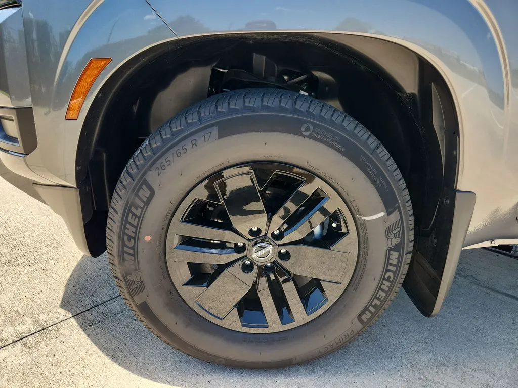 2026 Nissan Frontier SV - Photo 21